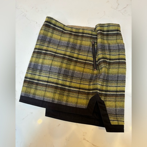 L.A.M.B. Wool Skirt Size 4, Green Plaid - Picture 3 of 5